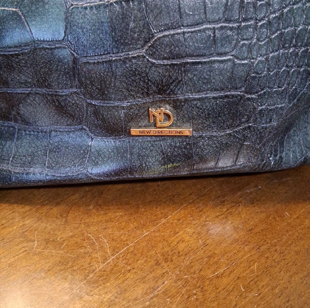 New Directions Black Croc-Embossed Tote Bag with Gold Hardware - Picture 2 of 16